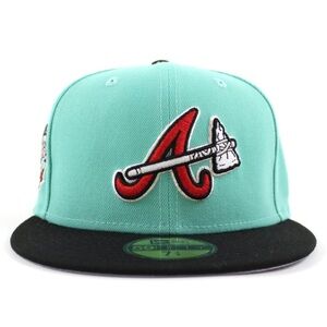 NWT Sz 7 1/4 ATLANTA BRAVES 2017 INAUGURAL SEASON NE MINT BLACK GRAY
UNDER BRIM